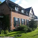 Apartment Gutshaus Tussen Schwerin En Wismar Damelow