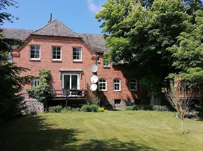 アパート Gutshaus Tussen Schwerin En Wismar Dämelow